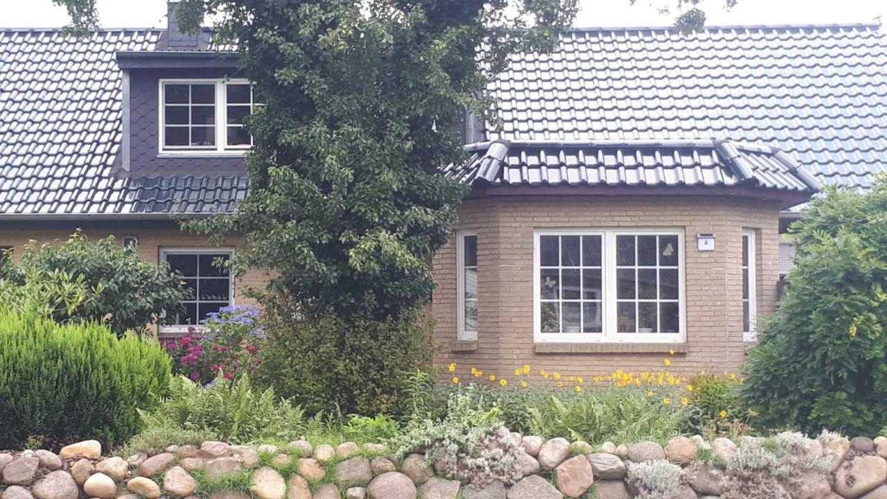 Ferienwohnung Hinz - Gemuetliche Unterkunft Fuer 2 Personen Mit Modernem Bad Ellingstedt Exterior photo